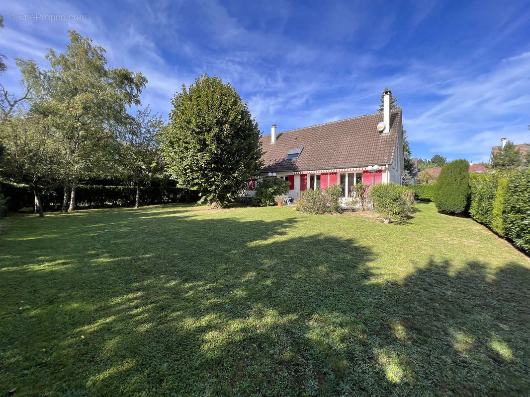 Maison à CHELLES