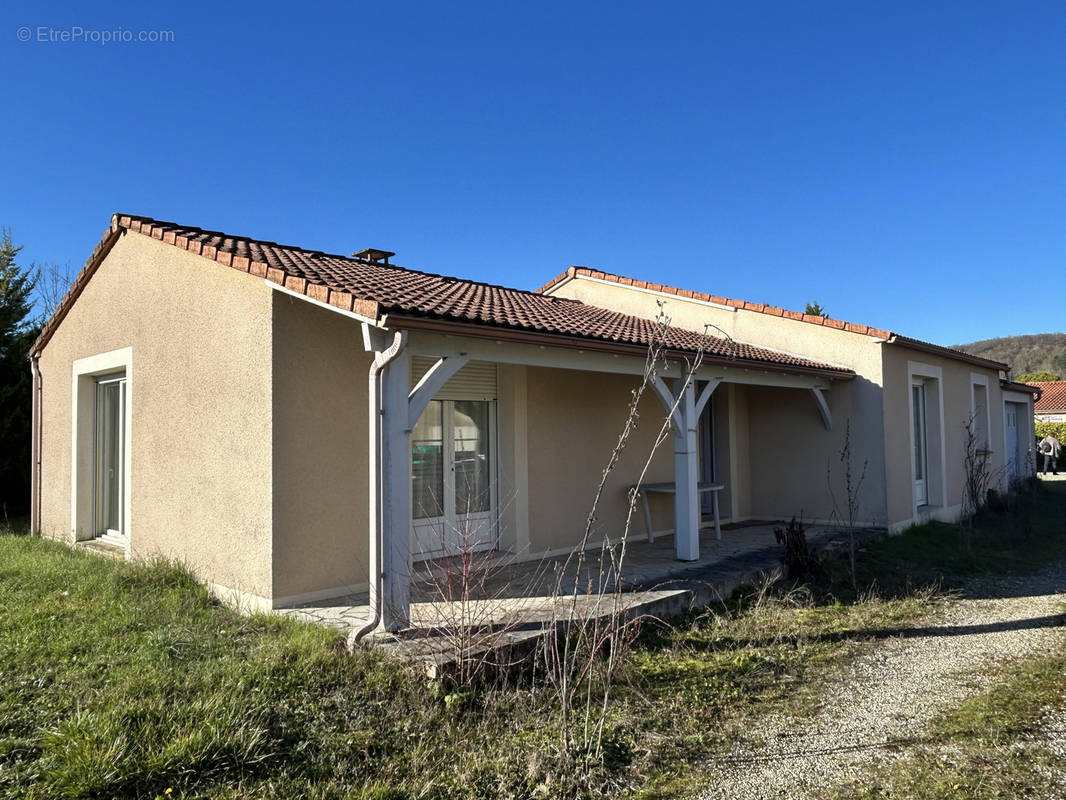 Maison à BAGAT-EN-QUERCY