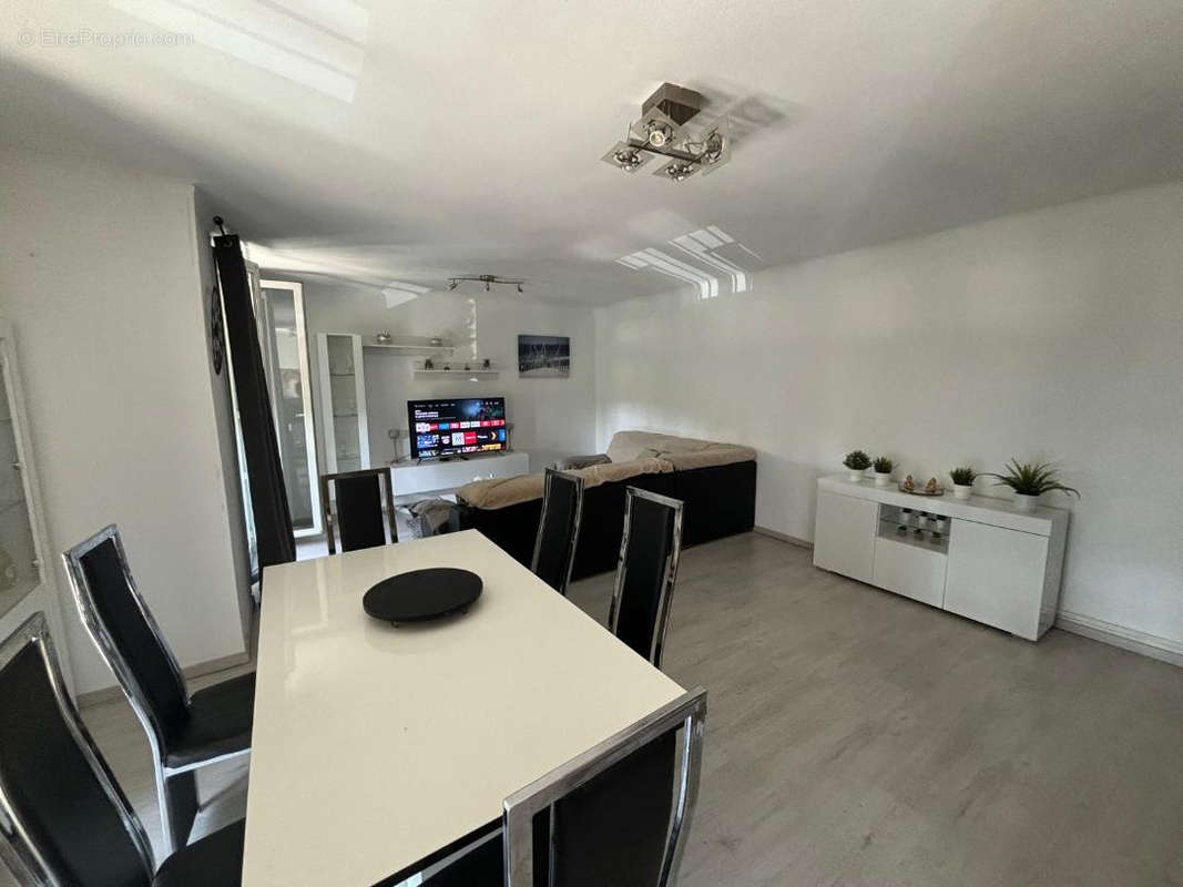 Appartement à MARSEILLE-12E