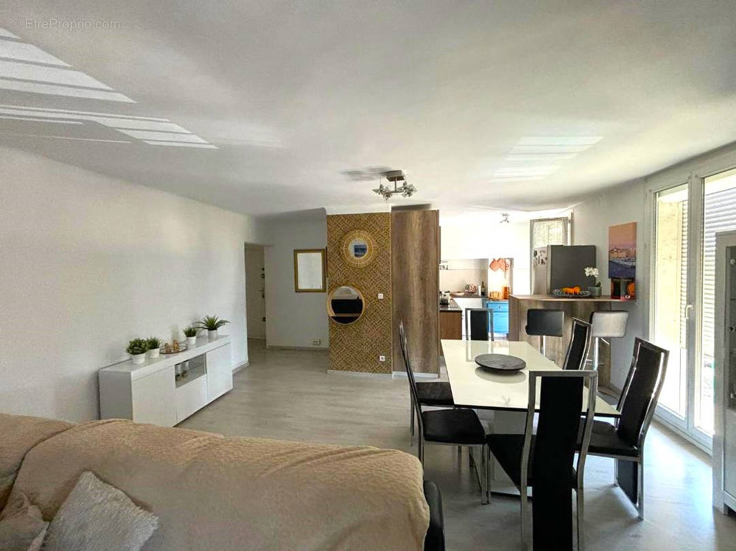 Appartement à MARSEILLE-12E