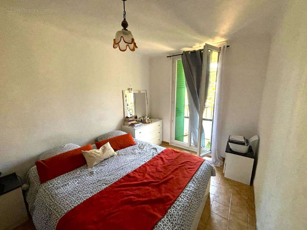 Appartement à MARSEILLE-12E