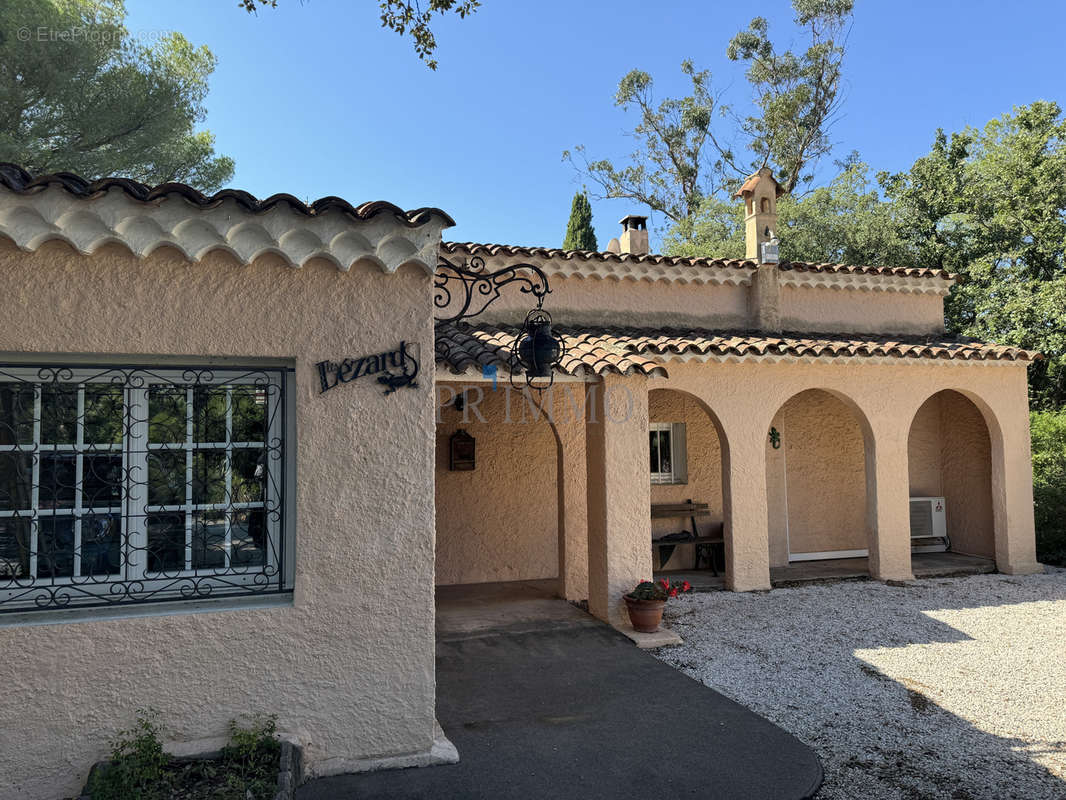 Maison à FREJUS