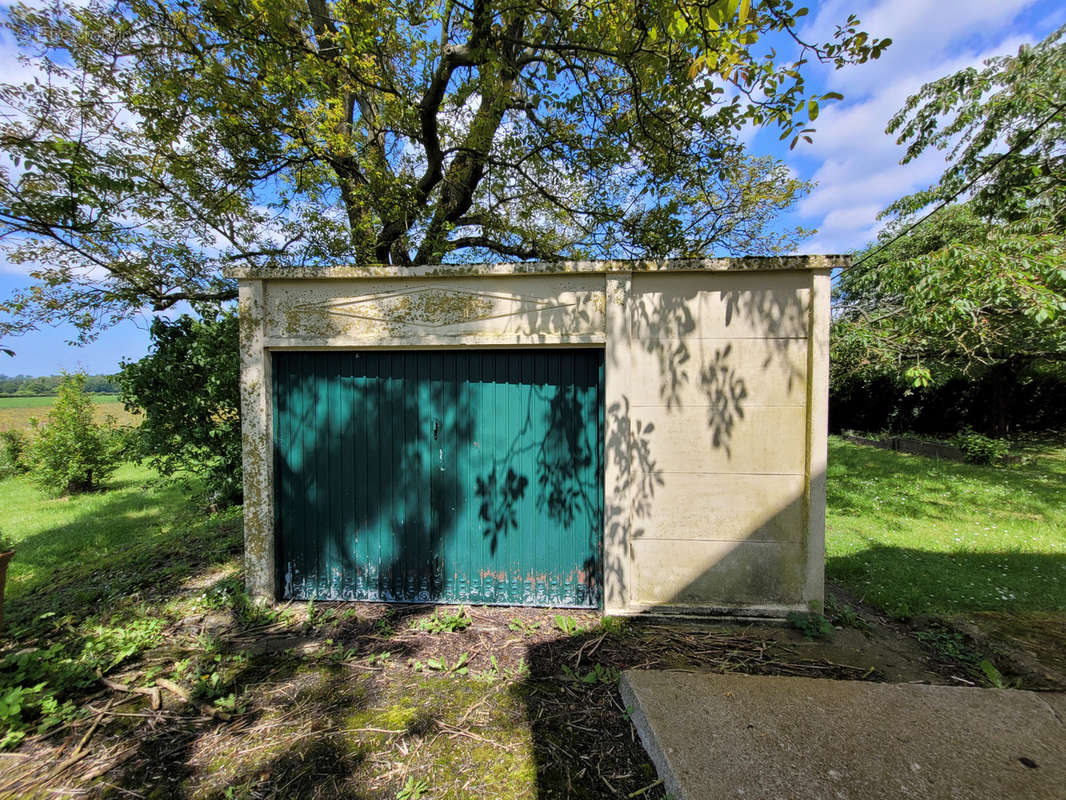 Maison à SOLRE-LE-CHATEAU