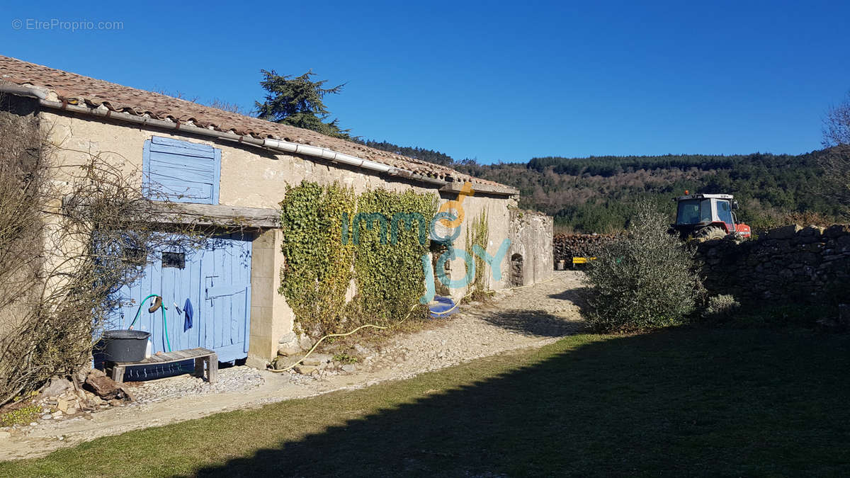 Maison à CLERMONT-SUR-LAUQUET