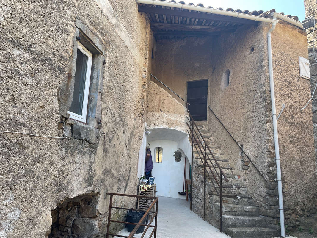 Maison à SAINT-FLORENT-SUR-AUZONNET