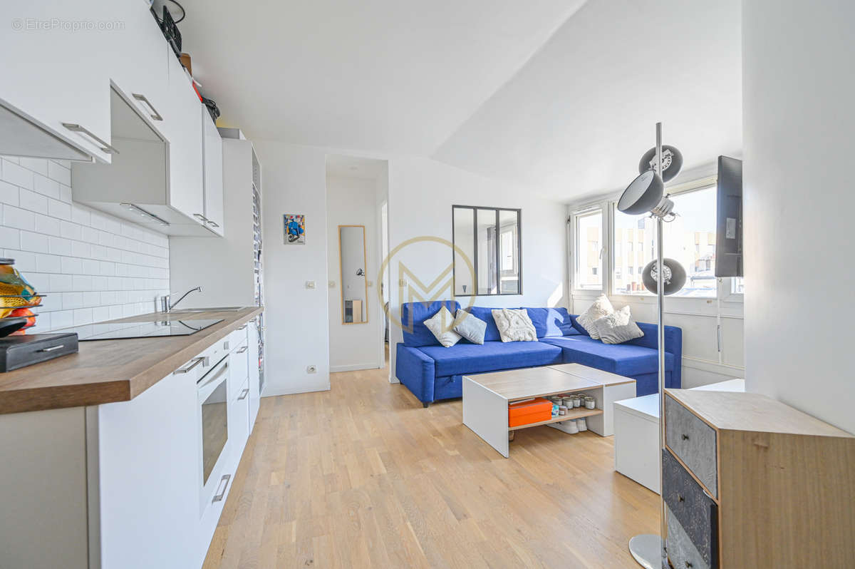 Appartement à PARIS-17E