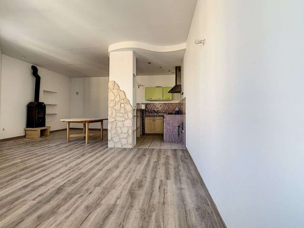 Appartement à TOURNON-SUR-RHONE