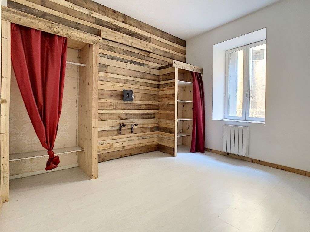 Appartement à TOURNON-SUR-RHONE