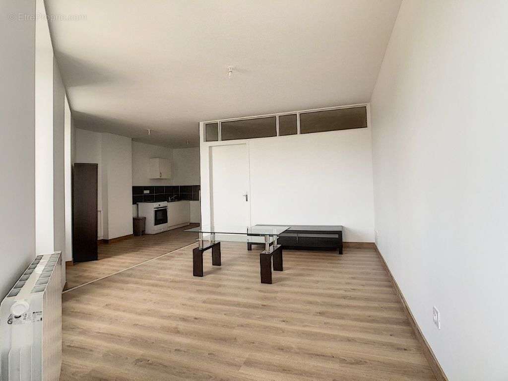 Appartement à TOURNON-SUR-RHONE