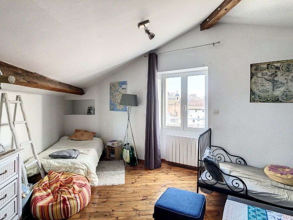 Appartement à TOURNON-SUR-RHONE