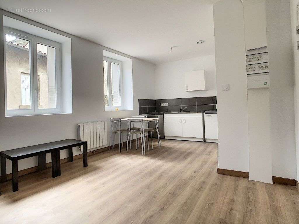 Appartement à TOURNON-SUR-RHONE