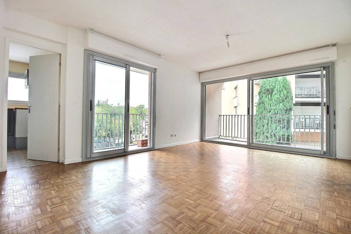 Appartement à RAMONVILLE-SAINT-AGNE