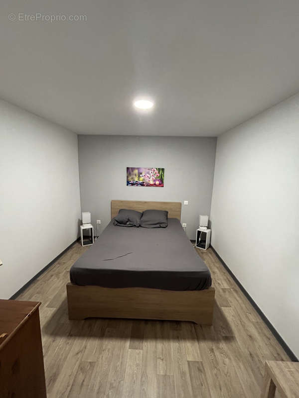 Appartement à LAMALOU-LES-BAINS