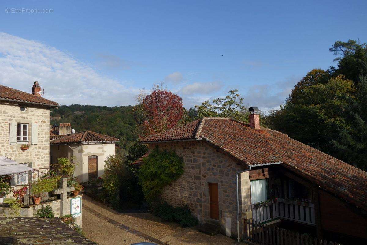 Maison à SAINT-PERDOUX