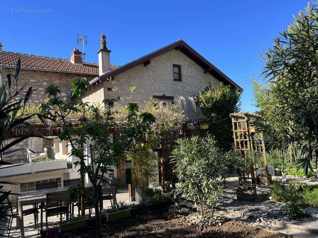 Maison à FIGEAC