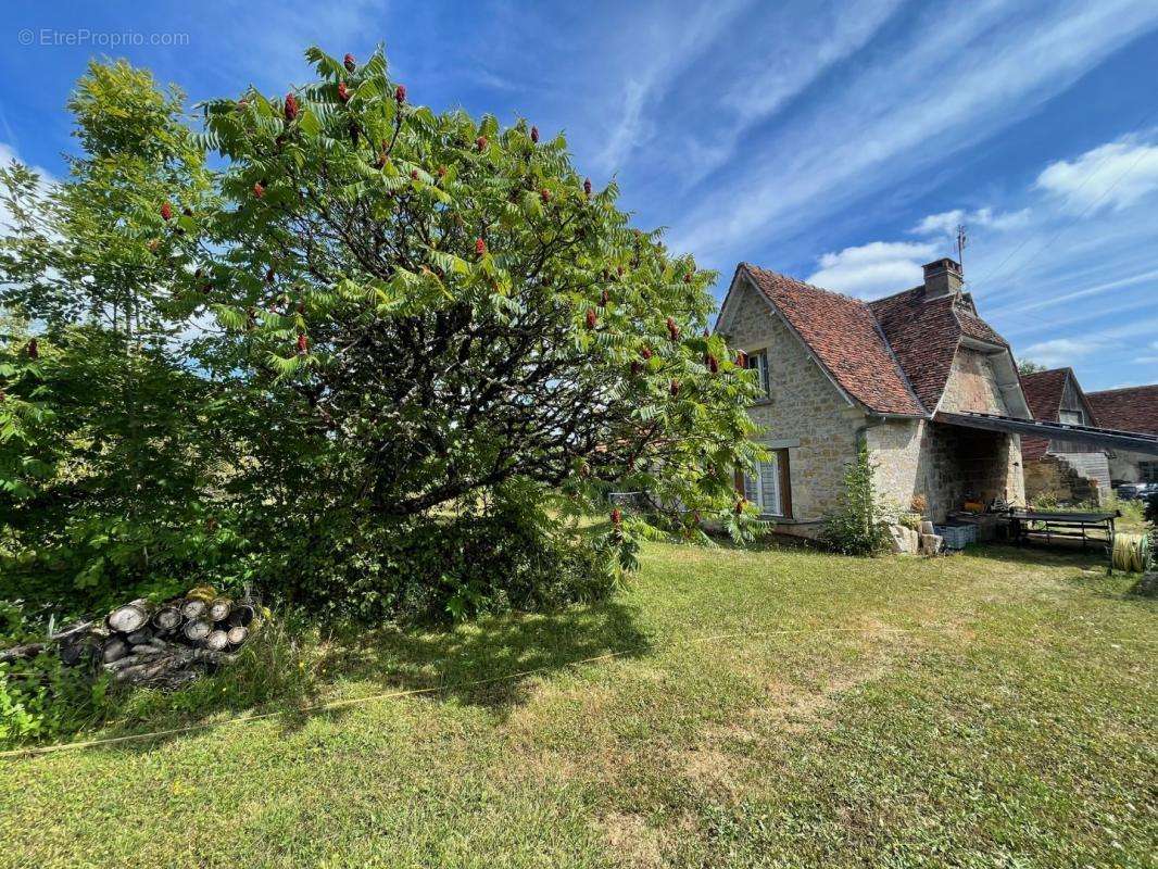 Maison à LOUIGNAC