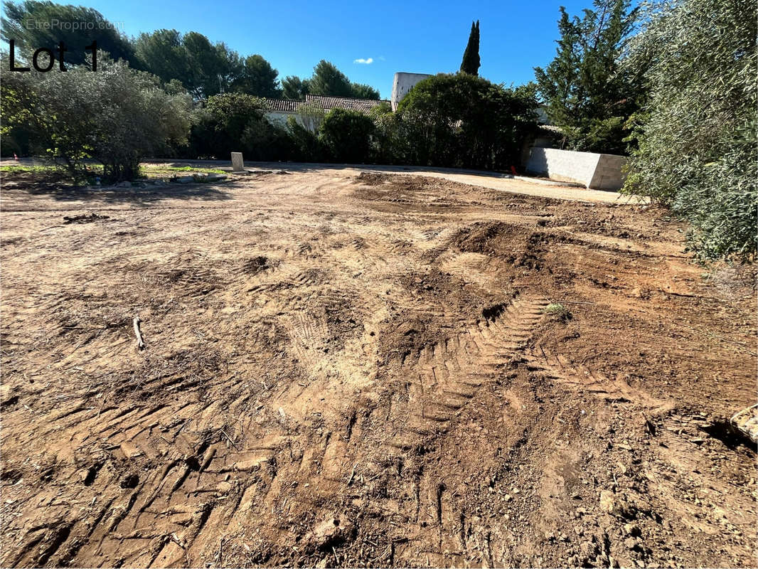 Terrain à MARSEILLE-12E