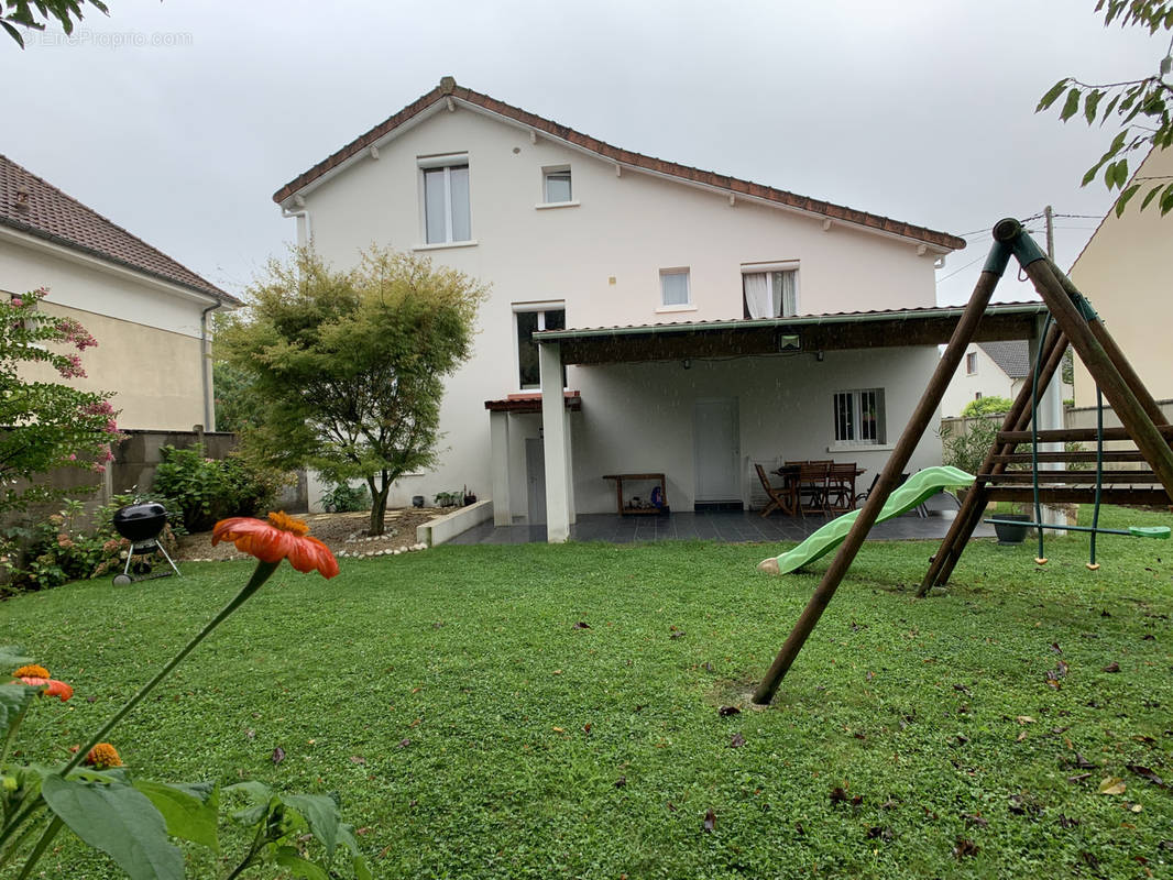 Maison à LIZY-SUR-OURCQ