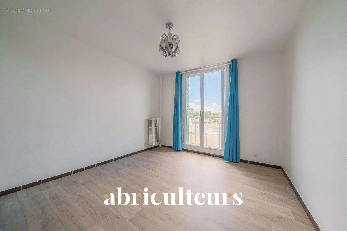 Appartement à MARSEILLE-13E