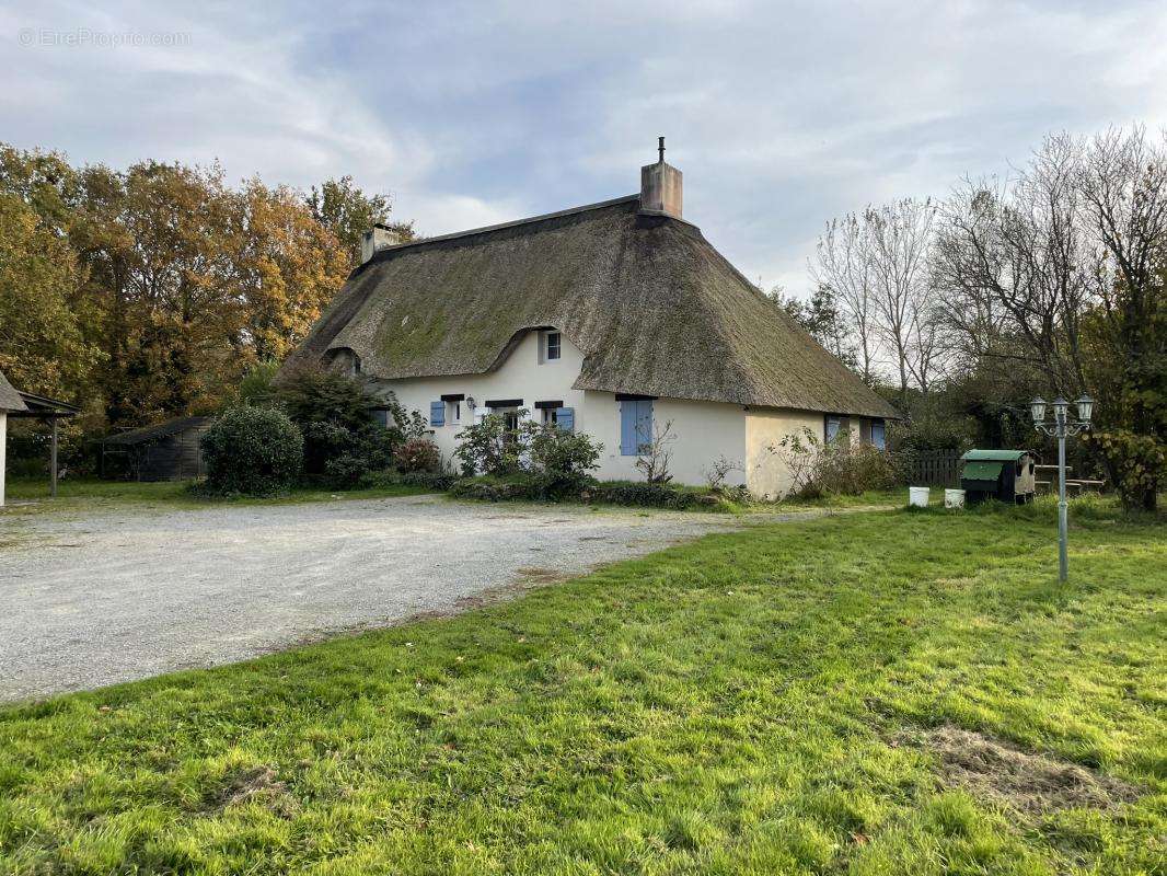 Maison à SAINT-LYPHARD