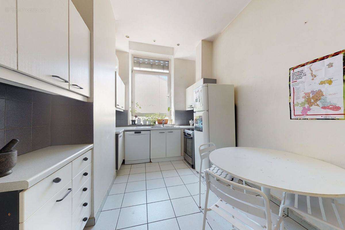 Appartement à LYON-6E