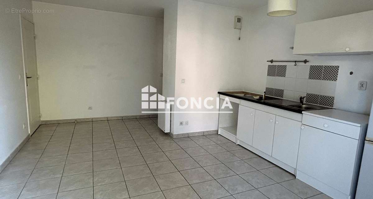 Appartement à LYON-9E