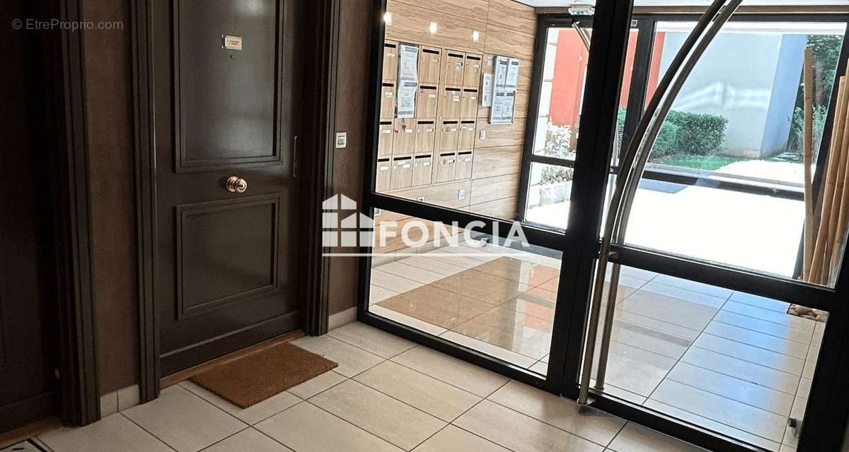 Appartement à LYON-9E