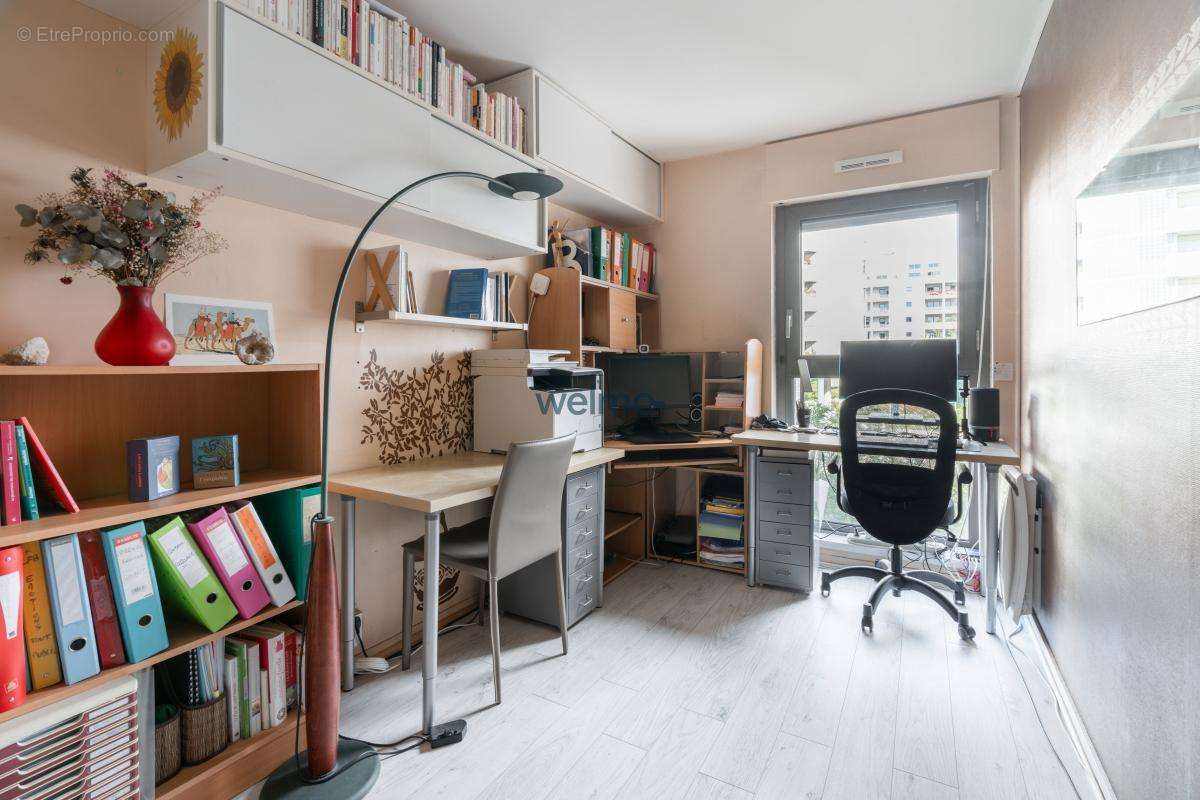 Appartement à PARIS-20E