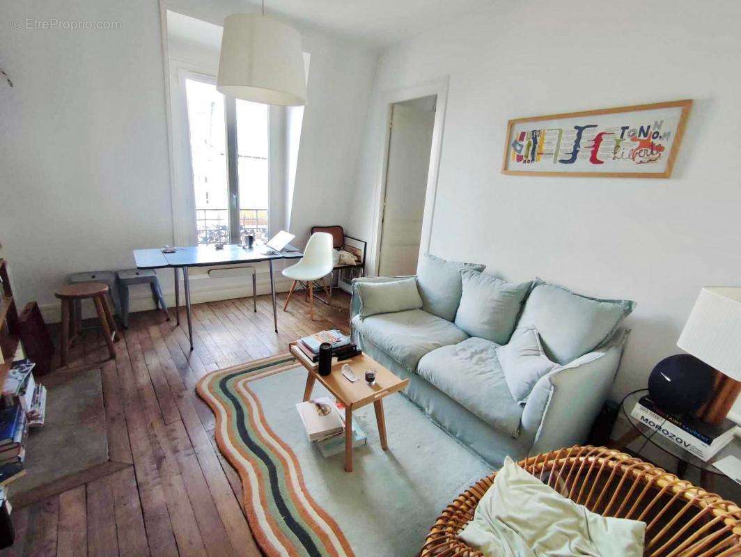 Appartement à PARIS-18E