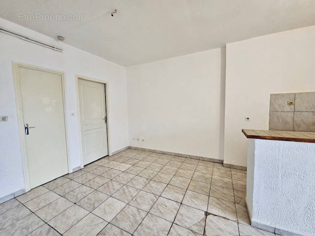 Appartement à LE COTEAU