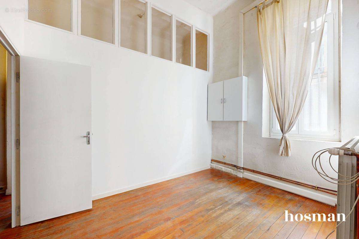 Appartement à MARSEILLE-6E