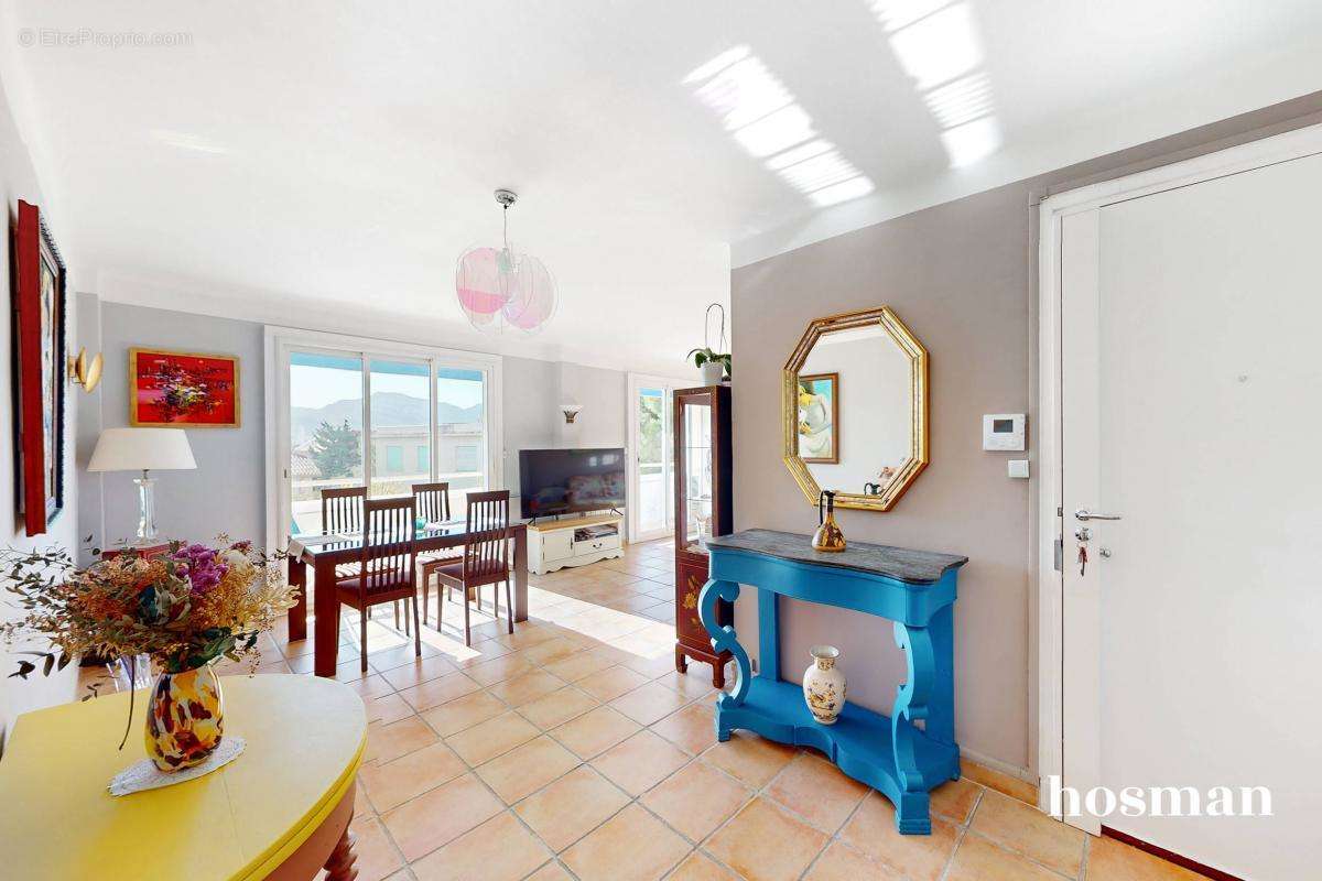 Appartement à MARSEILLE-8E