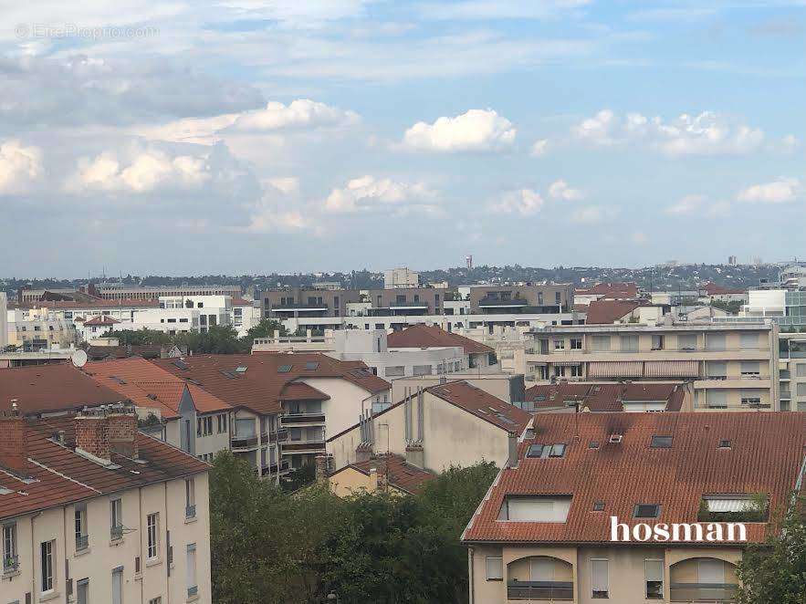 Appartement à LYON-8E