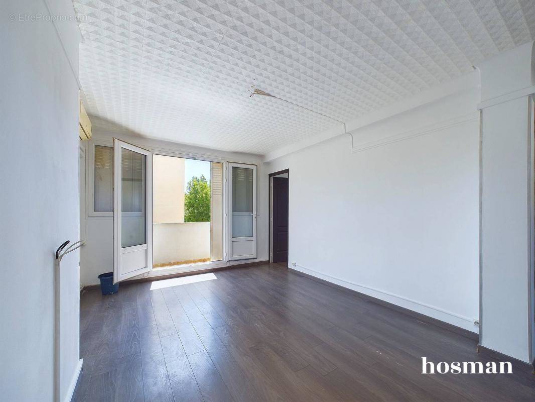 Appartement à MARSEILLE-3E