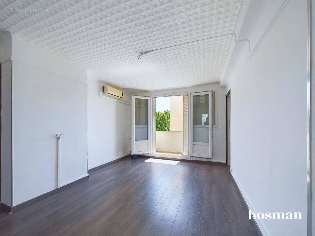 Appartement à MARSEILLE-3E