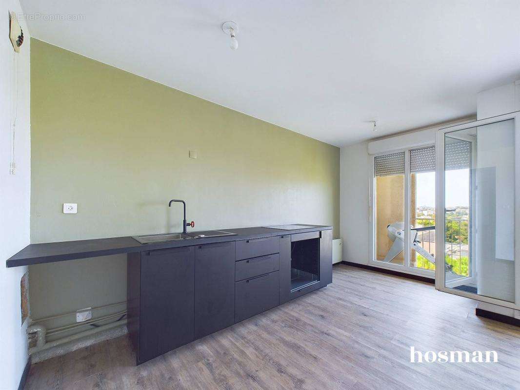 Appartement à MARSEILLE-11E