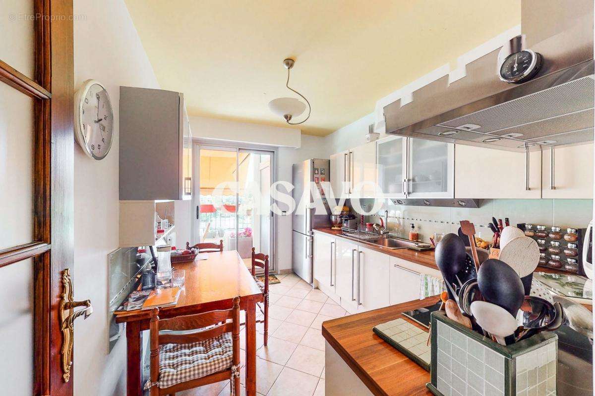 Appartement à MARSEILLE-9E