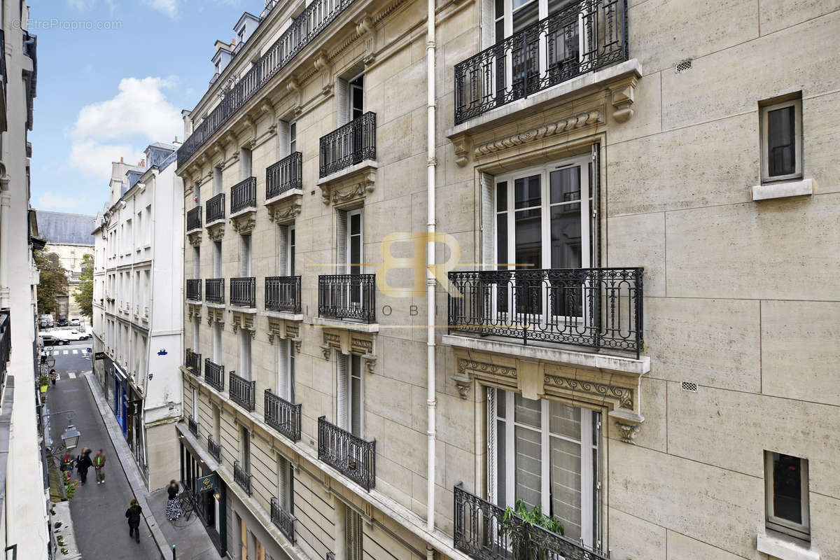 Appartement à PARIS-6E