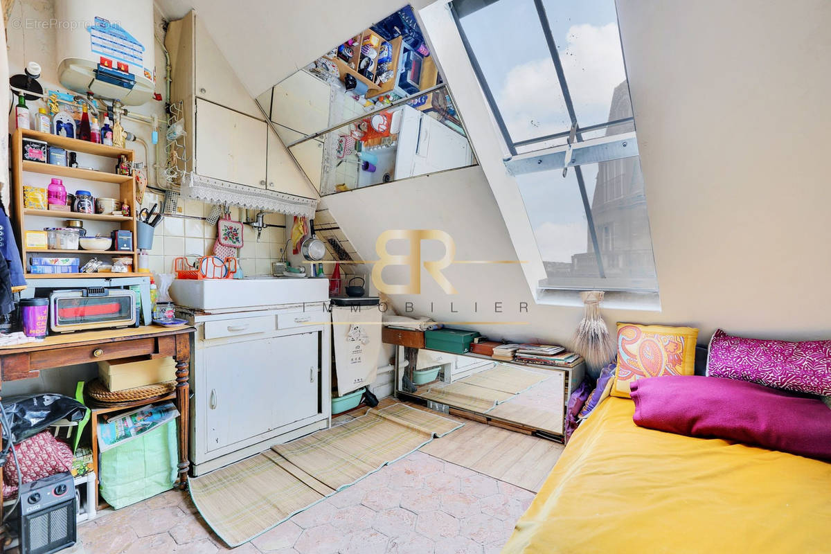 Appartement à PARIS-10E