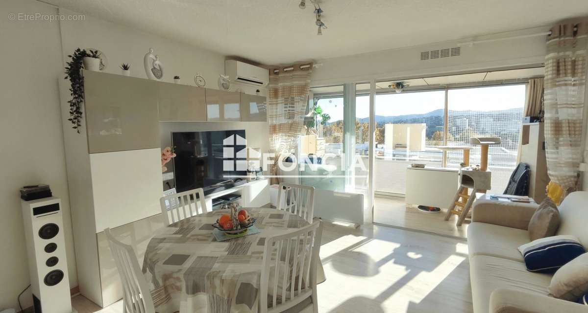 Appartement à LE LAVANDOU