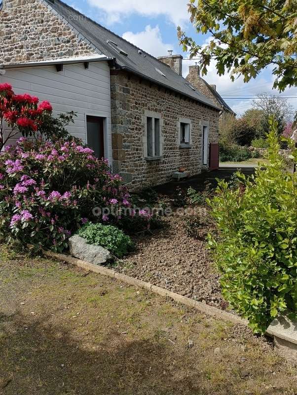 Maison à TREGUEUX