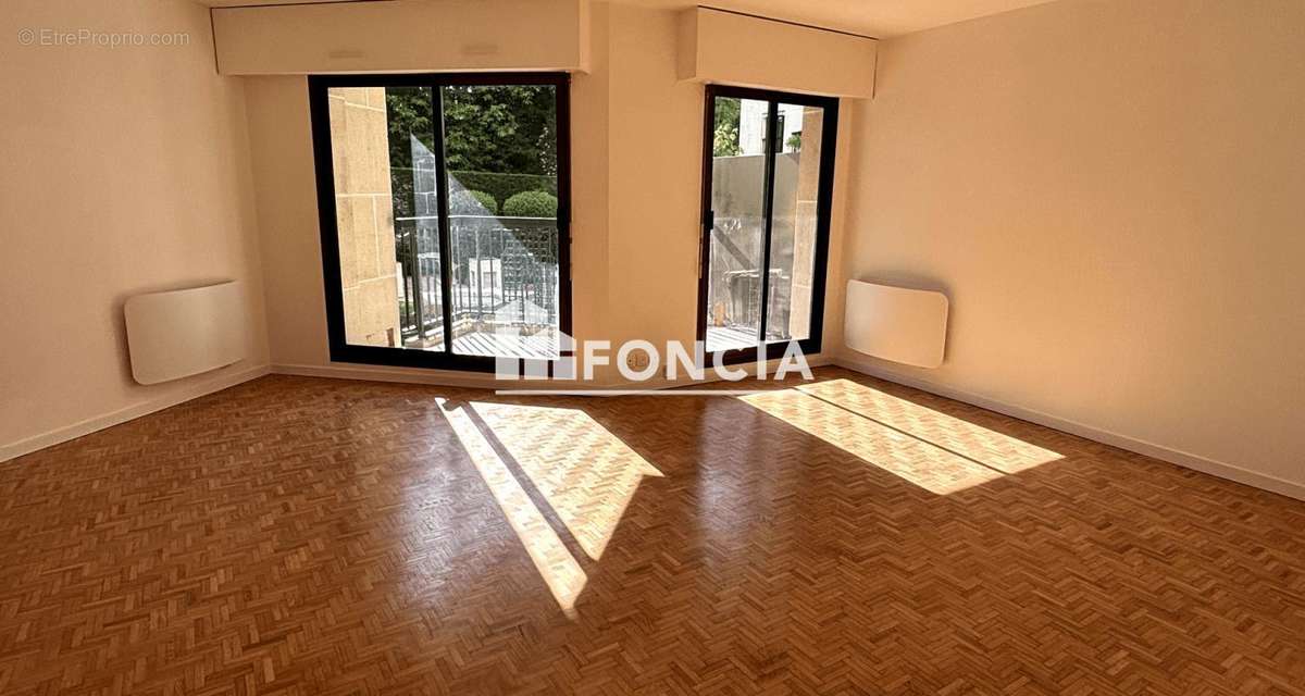 Appartement à BOURG-LA-REINE