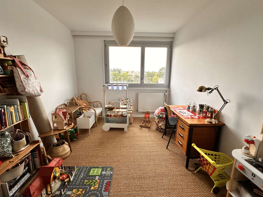 Appartement à VAIRES-SUR-MARNE