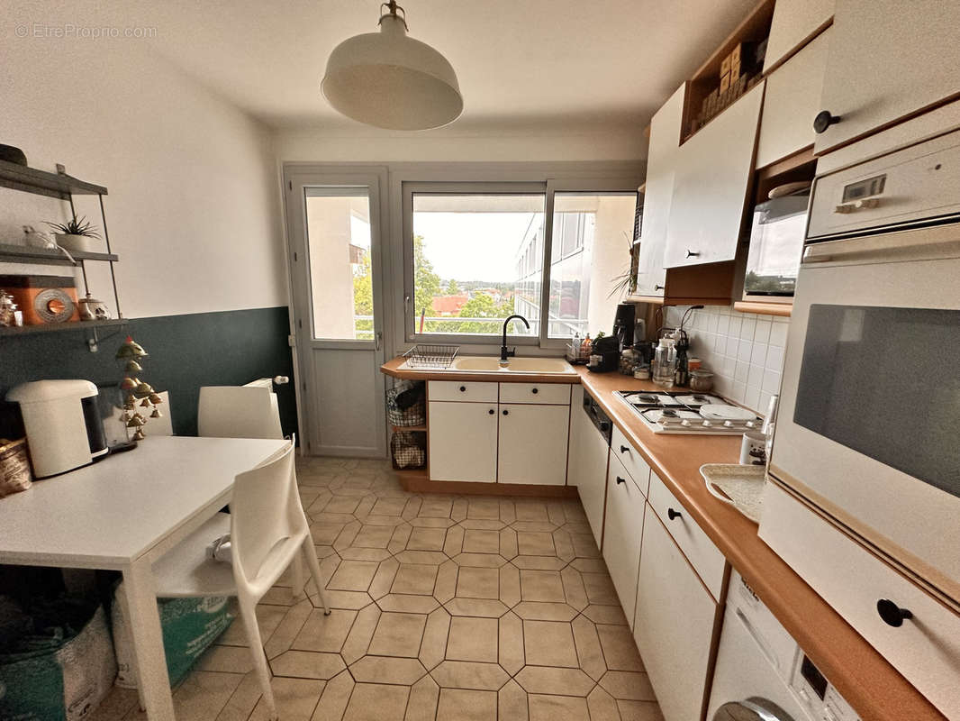 Appartement à VAIRES-SUR-MARNE