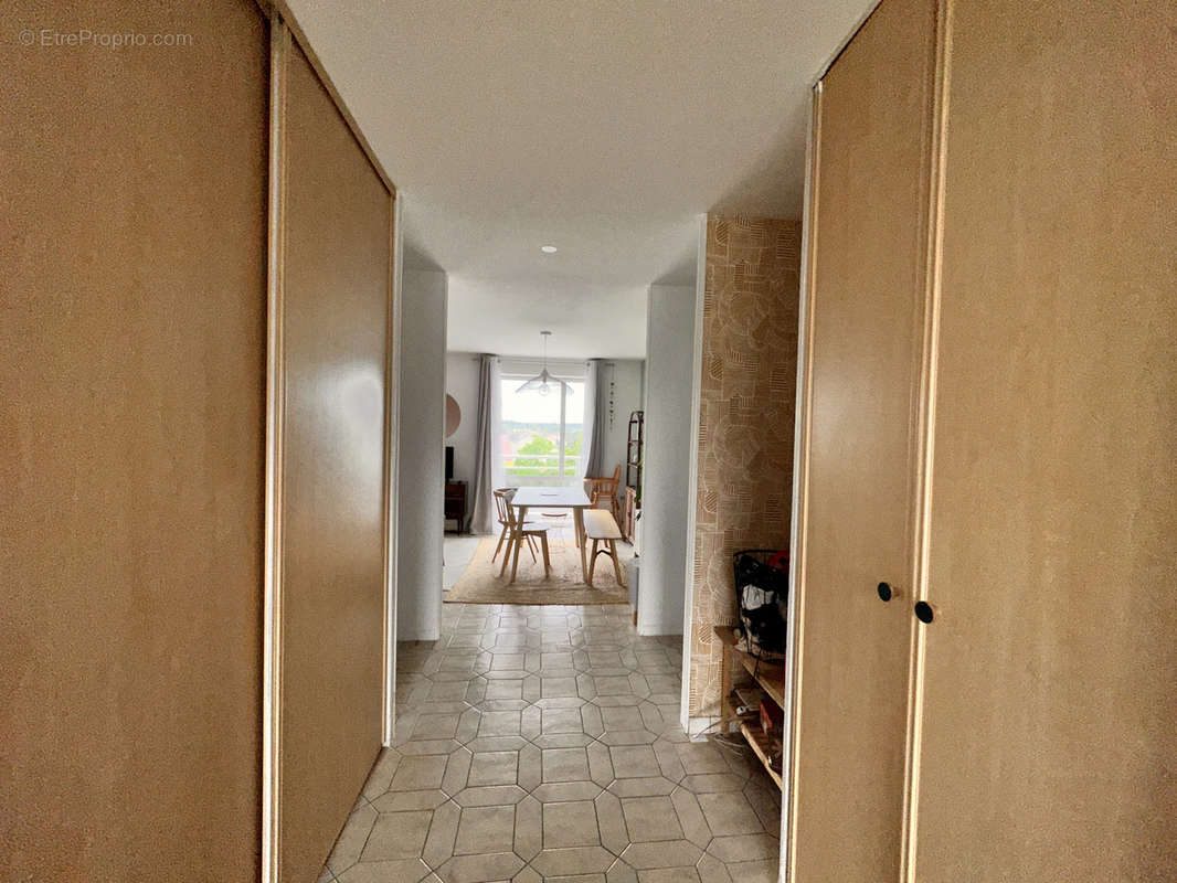 Appartement à VAIRES-SUR-MARNE