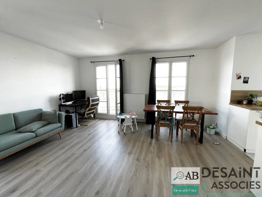 Appartement à SERRIS