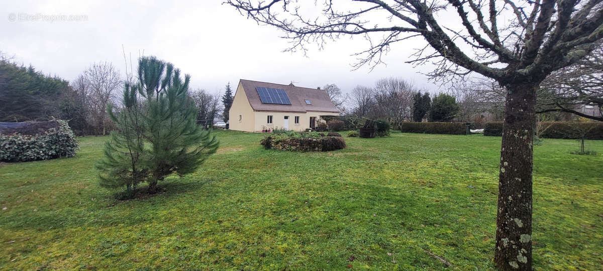 Maison à TOCANE-SAINT-APRE