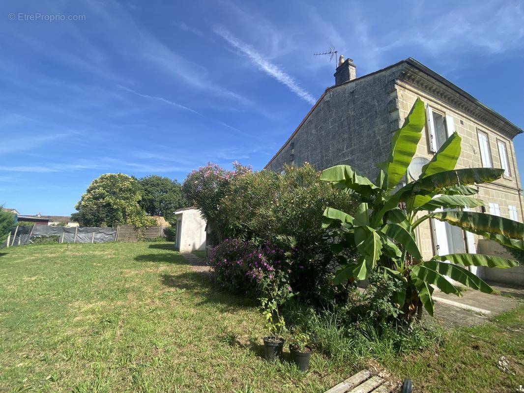 Maison à ARVEYRES