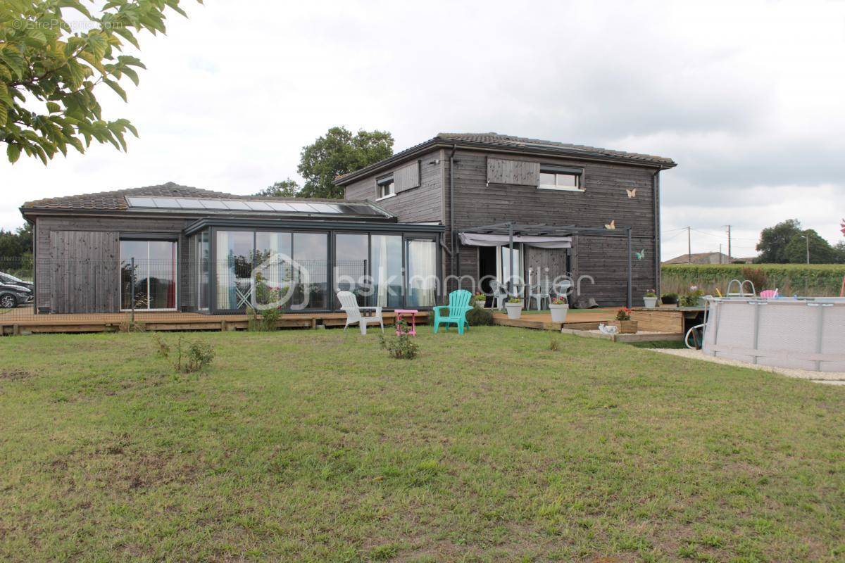 Maison à LORIGNAC