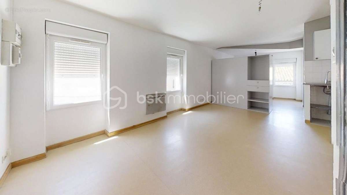 Appartement à SAINTE-LIVRADE-SUR-LOT